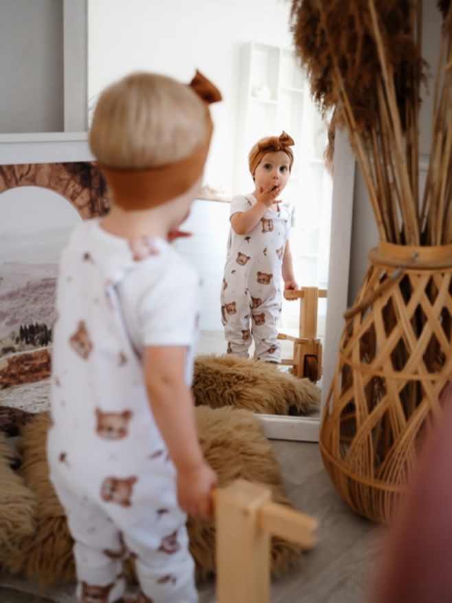 Moje srdcovka 📷🥹❤️ Znáte to věčné zastrkávání trička do kalhot a hlídání, aby nebyla vidět holá záda? Právě proto jsem do...