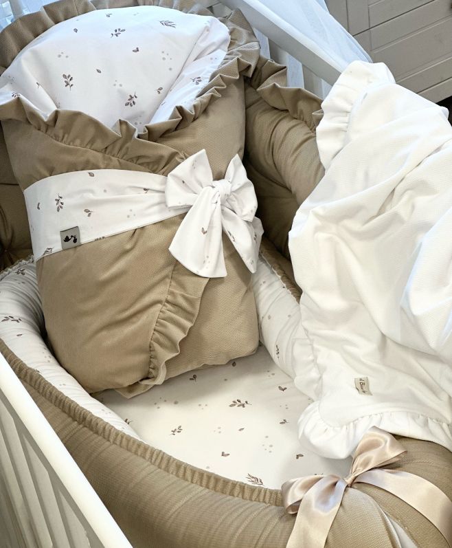 Inspirace pro budoucí maminky, které milují jemnost a dávají přednost jemnějším vzorům 🍂. Já osobně tenhle vzor miluju 😍....