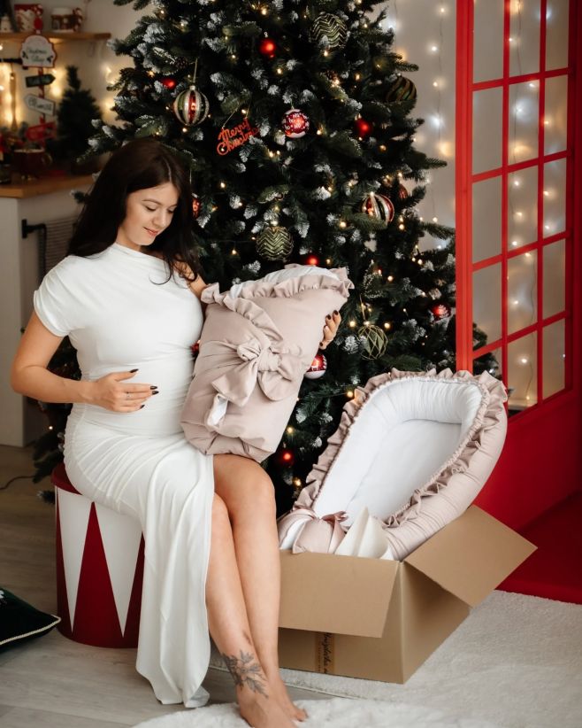 V době, kdy žena nosí pod srdcem své miminko 🤰🏼, jsou tím nejkrásnějším dárkem věci, které budou patřit právě jemu. 👩‍🍼 Ať...